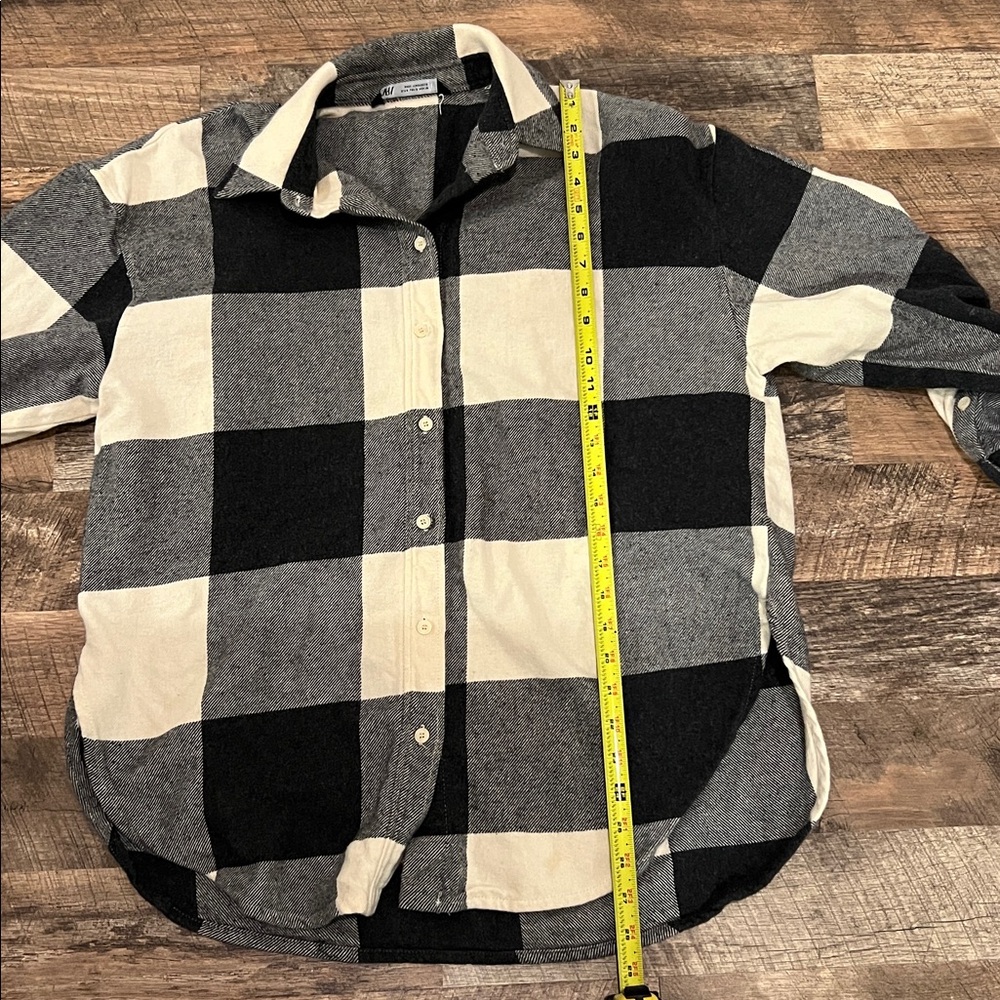 Zara Black and White Checkered Button Down Shirt - Picture 3 of 6